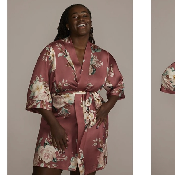 Davids Bridal Floral Robe - Picture 1 of 7